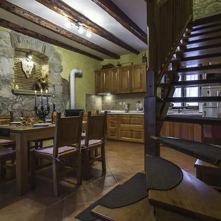 House Rita Tatil Evi *